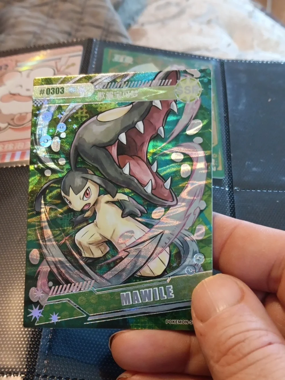Pokemon Mawile Holographic Green Trading Card